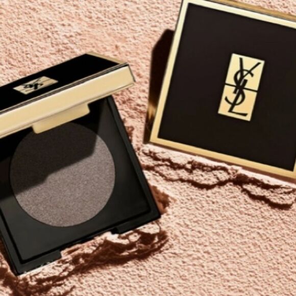 Yves Saint Laurent Satin Crush Satin Glow Eyeshadow - Picture 2 of 7